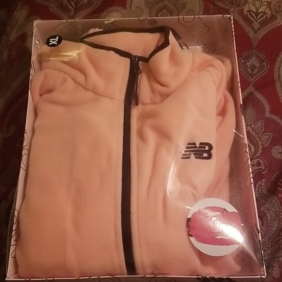 New Balance Jackets & Blazers - Brand new NEW BALANCE  women fleece jacket